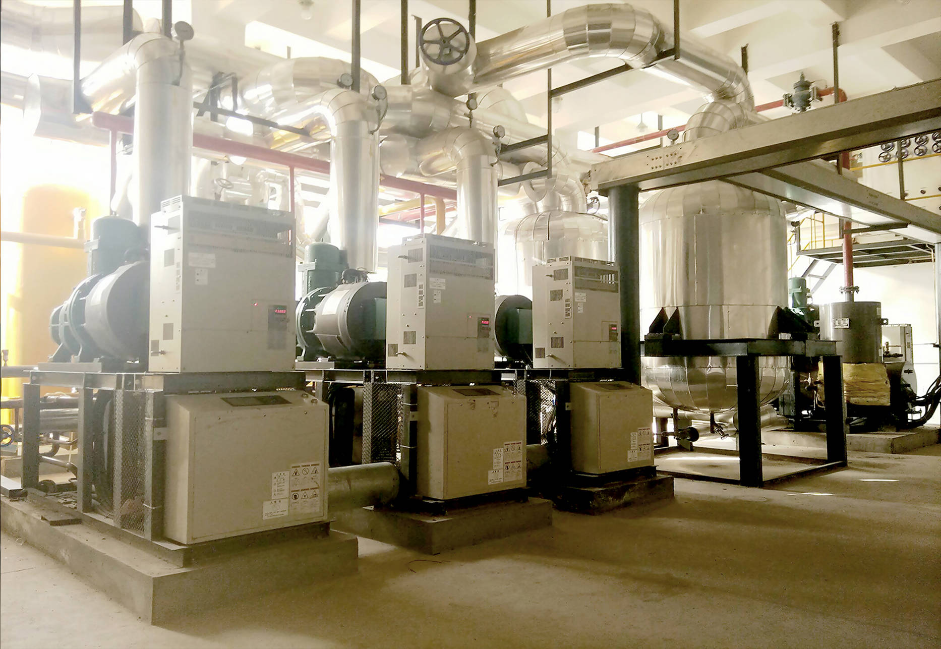 冷庫(kù)工程中制冷機(jī)房的設(shè)計(jì)_壓縮機(jī)_設(shè)備_自動(dòng)控制